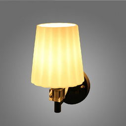 現(xiàn)代燈具價(jià)格查詢與比價(jià) 90-100元區(qū)間紡織品風(fēng)格選購指南